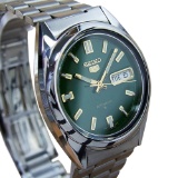 *Seiko 5 Rare 1970s Men's Automatic Made in Japan Stainless Steel Watch