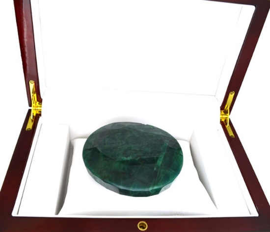 APP: 9.5k 1186.25CT Oval Cut Green Beryl Emerald Gemstone