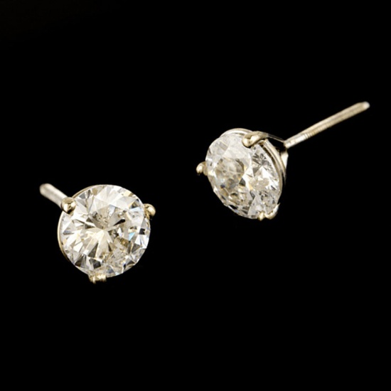 APP: 26.6k *Fine Jewelry 14KT White Gold, 1.90CT Round Brilliant Cut Diamond Earrings (VGN B-137)