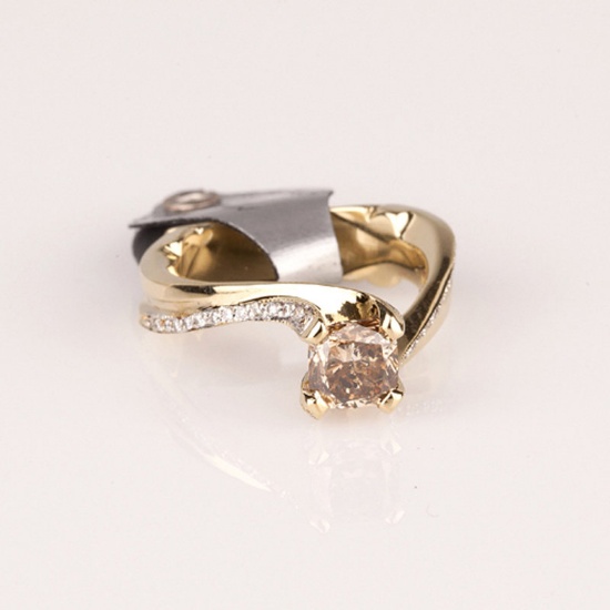 *14 kt. Gold, New Custom Made, 0.30CT White Diamond And 1.40CT Brown Diamond, One Of a Kind Ring