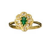 APP: 1k 14 kt. Gold, 0.41CT Oval Cut Emerald And Sapphire Ring