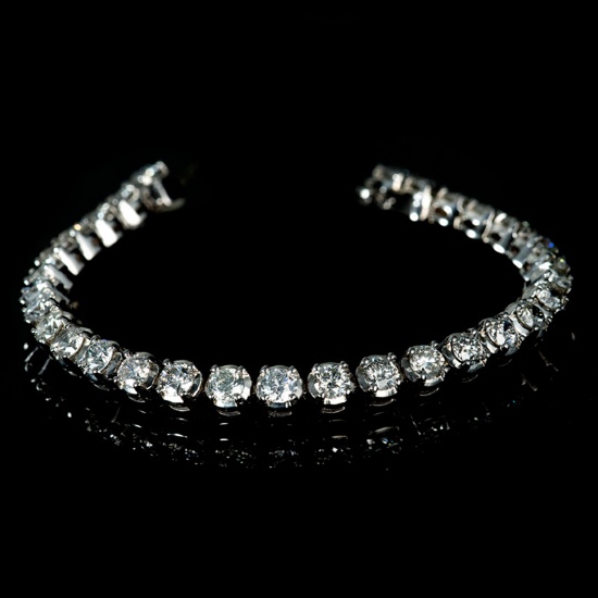 *Fine Jewelry 14 kt. White Gold, Custom Made, 10.00CT Round Brilliant Cut Diamond Bracelet