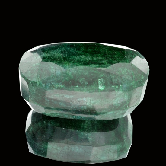 APP: 65.4k 2,515.45CT Oval Cut Emerald Gemstone
