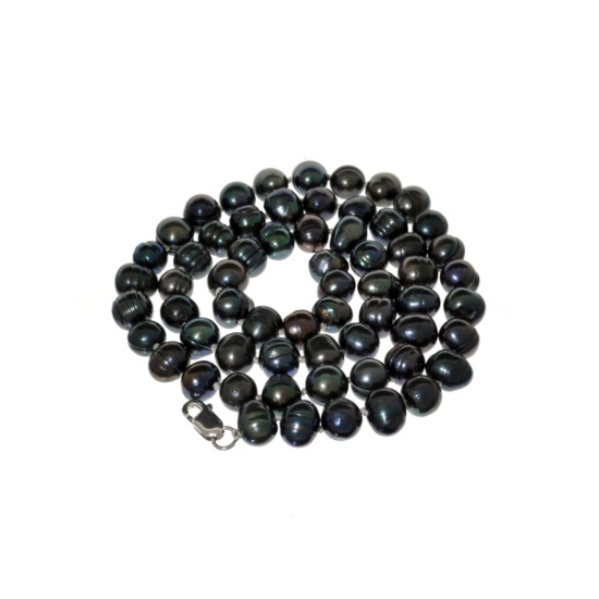Gorgeous 18'' Black Dyed Pearl Strand with Sterling Silver Clasp Necklace