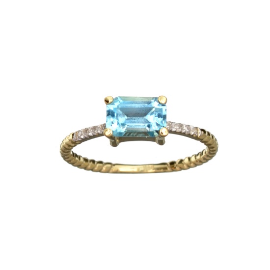 APP: 0.7k Fine Jewelry 14 KT Gold, 1.38CT Blue Topaz  And Diamond Ring