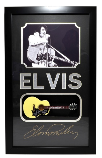 Rare Plate Signed Elvis Presley Photo With Guitar