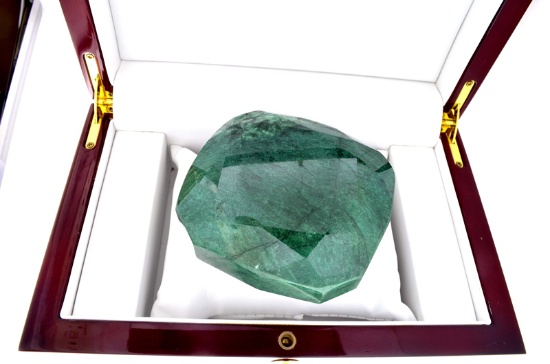 APP: 9.8k 2,346.00CT Cushion Cut Green Beryl Emerald Gemstone
