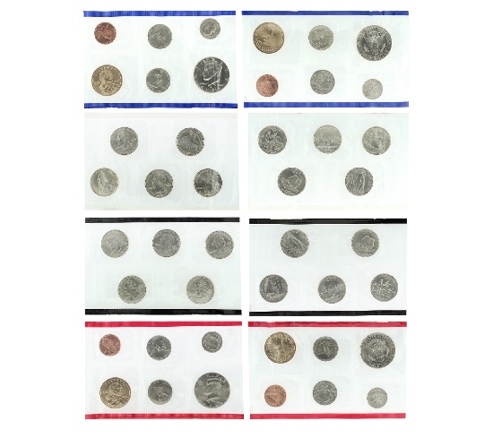 Rare 2005 U.S. Mint Denver & Philadelphia Uncirculated Coin Set Great Investment.