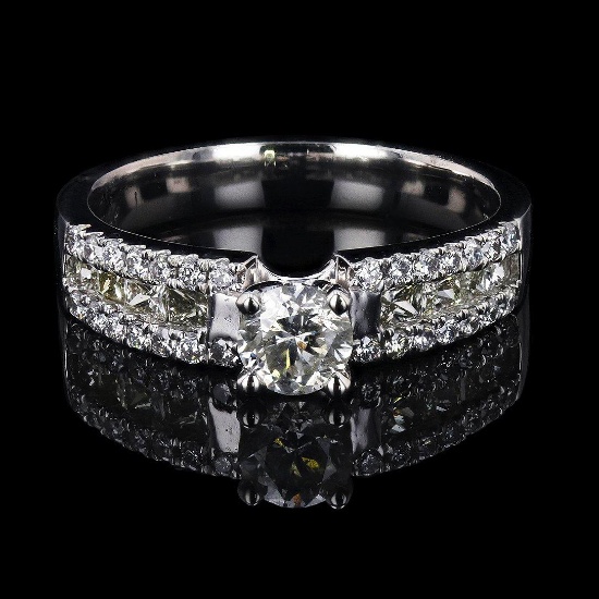 APP: 5.6k 0.46ct CENTER Diamond Platinum Ring (1.08ctw Diamonds) (Vault_R16_38747)