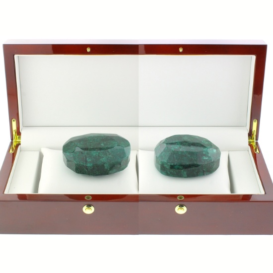 1320.00 CT Oval Cut Emerald Gemstone