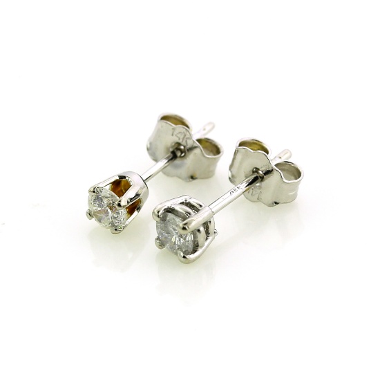 0.31 Carat No Reserve Auction Opportunity! Diamond Earrings in 14KT White Gold!