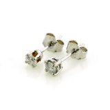 0.31 Carat No Reserve Auction Opportunity! Diamond Earrings in 14KT White Gold!