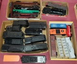 *4 GROUPS OF LIONEL AND HO TRAINS