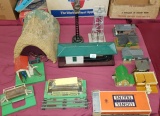 *GROUP OF LIONEL ACCESSORIES
