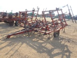 IHC 4500 PT Field Cultivator