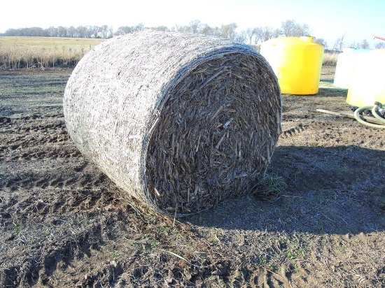 200 - 2016 Corn Stalk Bales