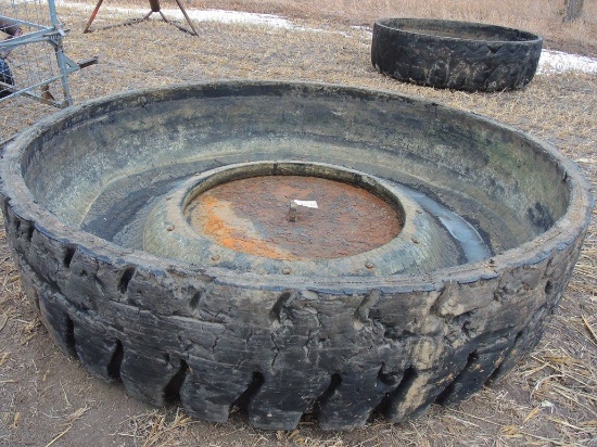 Rubber Tire Water Tanks