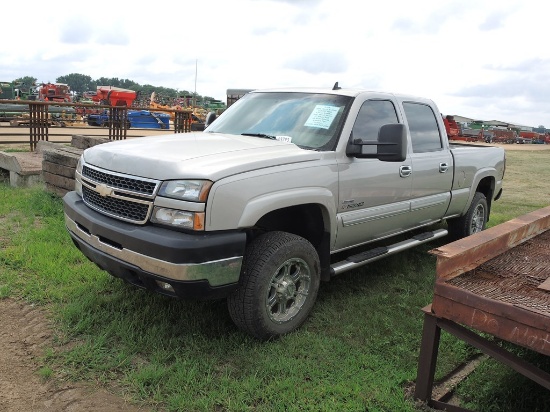 2006 Chevy K2500 Pickup #