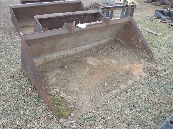 72" Bucket for Gehl Skidloader