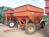 J & M 350 Gravity Wagon