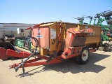 Knight 3300 Reel Mixer Wagon