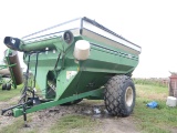 J & M 1075 Grain Cart #10822