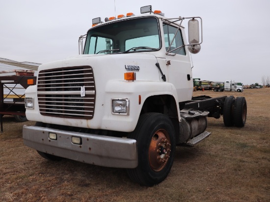 1995 Ford LN8000 Cab & Chassis #