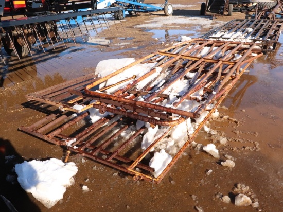 Pallet of Misc. Size Gates