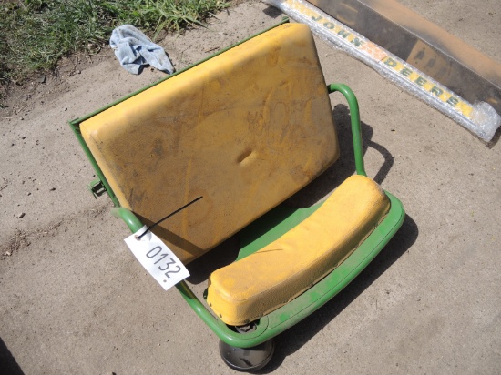 JD Tractor Seat, 20 Series, w/ Cushion