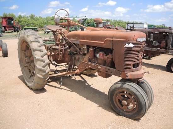 1939 IH H Tractor #8202