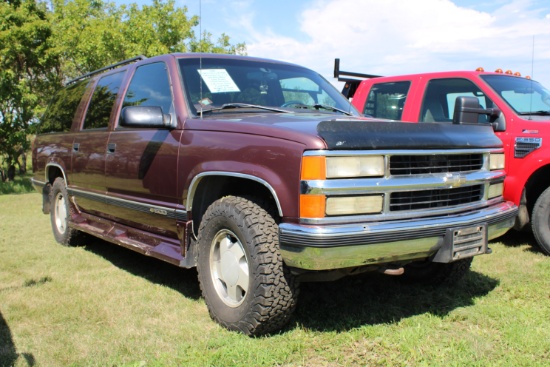 1997 Chevy K1500 Suburban #