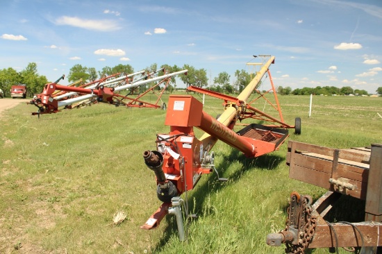 Westfield 8" x 61' Swing Hopper Auger #137687
