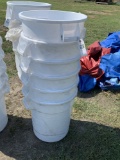 6- 20 Gallon Trash Cans