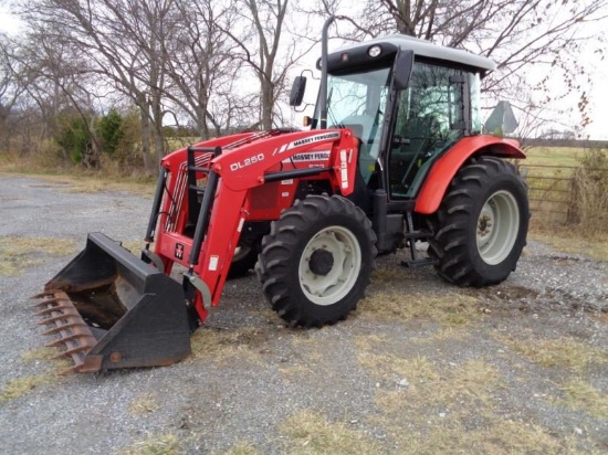 Massey Ferguson 573 with Loader SN BT36036