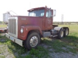 IH 4300 Tandem Axle Truck Tractor