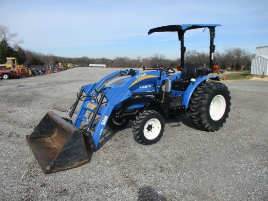 New Holland Boomer 30 with loader SN 2107012145