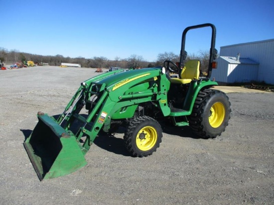 John Deere 3720 with loader SN LV3720H481318