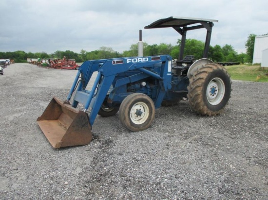 Ford 4400 with loader SN C276538