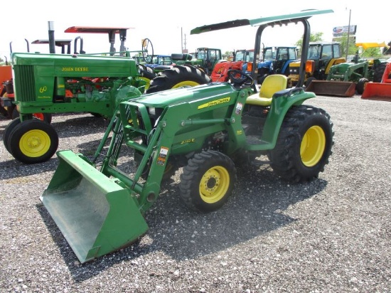 John Deere 3032E SN 1LV3032EKDH512199