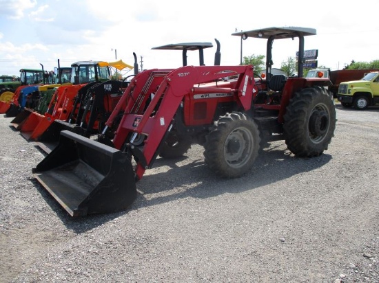 Massey Ferguson 471 with Loader SN BP03095