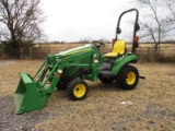 John Deere 1023E with loader SN 1LV1023EJEH412428