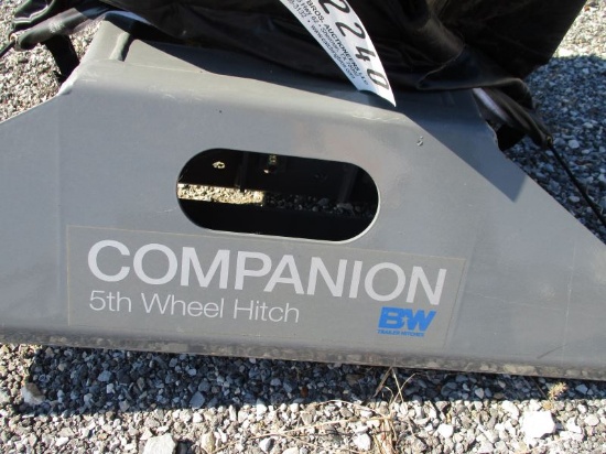B&W Companion 5th wheel hitch