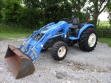New Holland TC40 with loader SN G523688