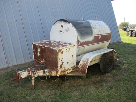 500 Gallon Fuel Tank on Trailer with Electric Pump