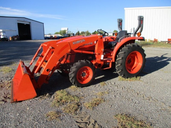 Kubota L3200 with Loader SN 73064