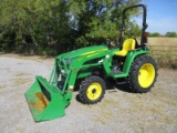 John Deere 3025E with Loader SN 1LV3025ECKK134130