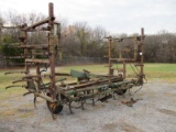 John Deere 1000 Pull Type Field Cultivator