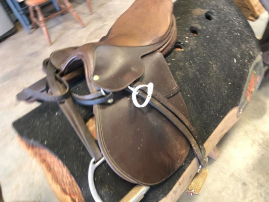 Corinthian 13" English Saddle
