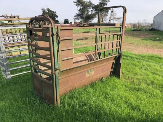 Big Valley Steer Roping Chute