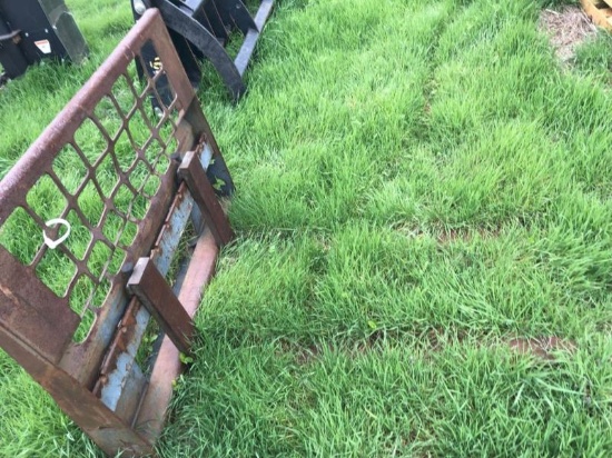 Bobcat Pallet Fork
